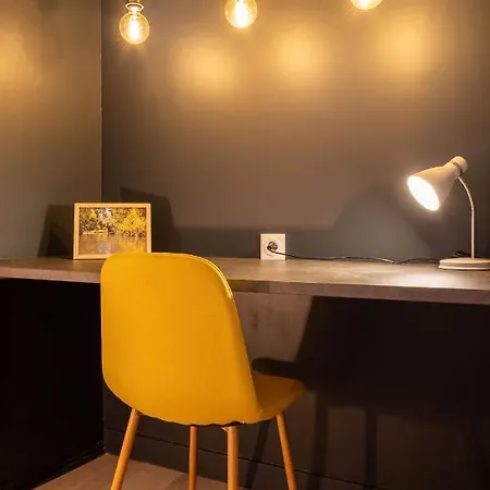 Apartment Le Perret-cathedrale Centre-ville Wifi Netflix Amiens