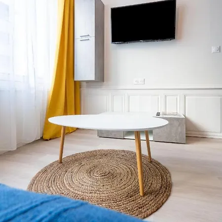 Le Perret-cathedrale Centre-ville Wifi Netflix